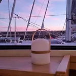 Elegant Yacht Hotel en barco *