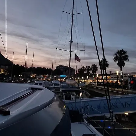 Elegant Yacht Κασκαΐς