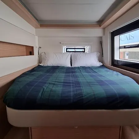 Elegant Yacht بوتيل كاسكايس